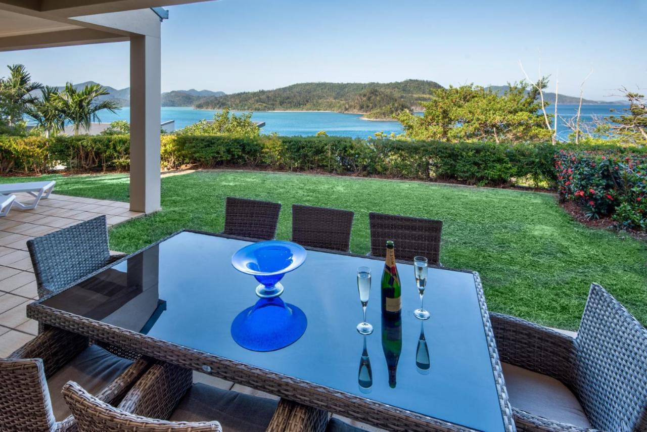 La Bella Waters 1 Wide Reaching Ocean Views And Buggy Villa Hamilton Island Exterior photo