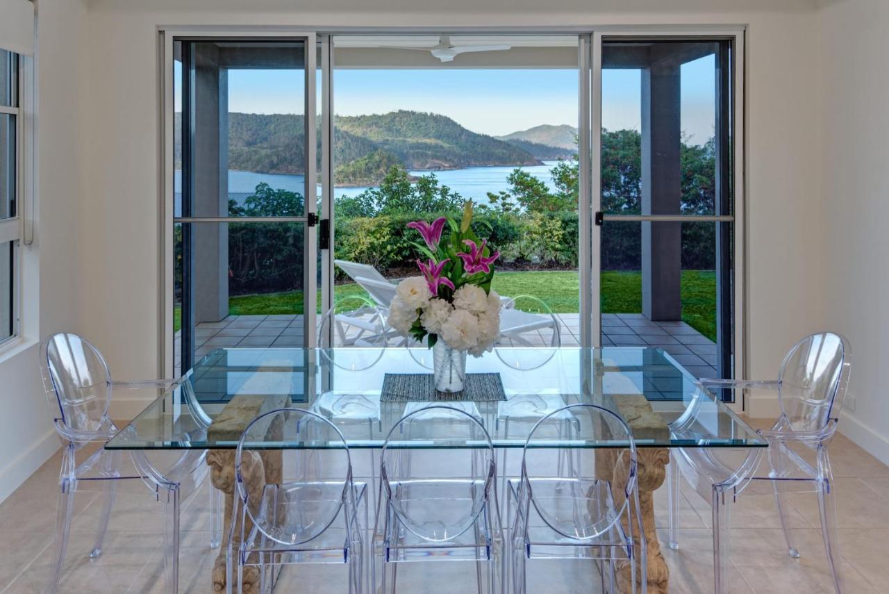 La Bella Waters 1 Wide Reaching Ocean Views And Buggy Villa Hamilton Island Exterior photo