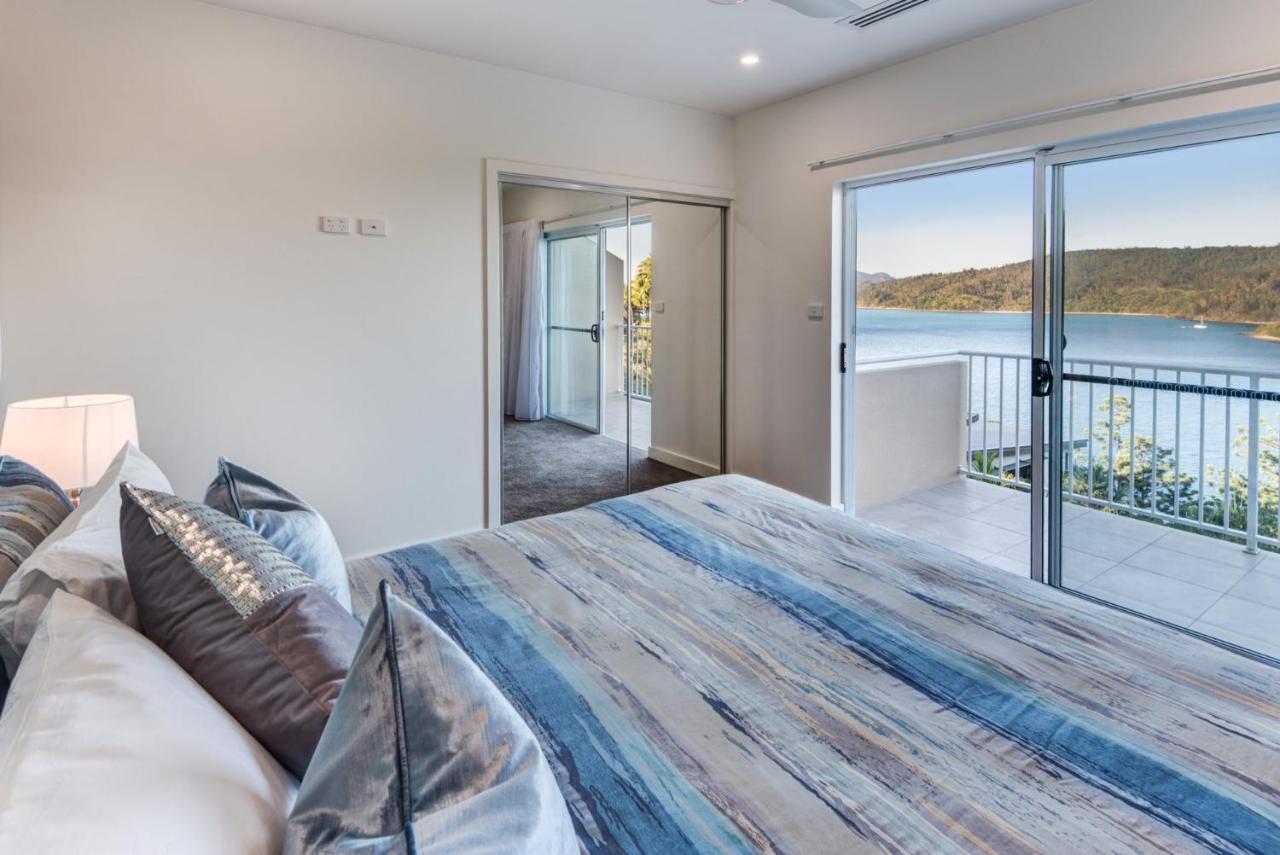 La Bella Waters 1 Wide Reaching Ocean Views And Buggy Villa Hamilton Island Exterior photo